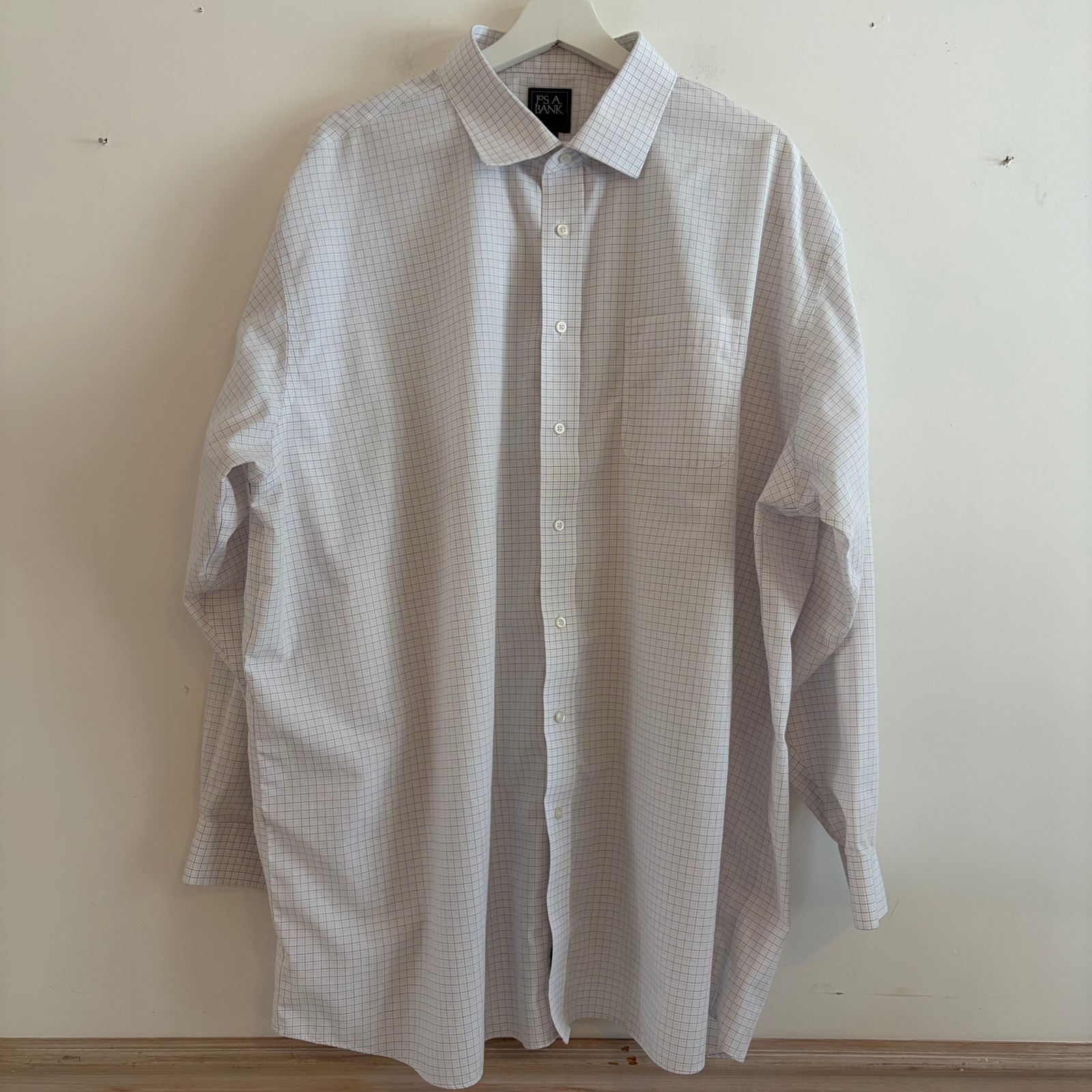 Jos A Bank Traveler Mens 18.5 35 Dress Shirt White Blue Red Grid Check Cotton